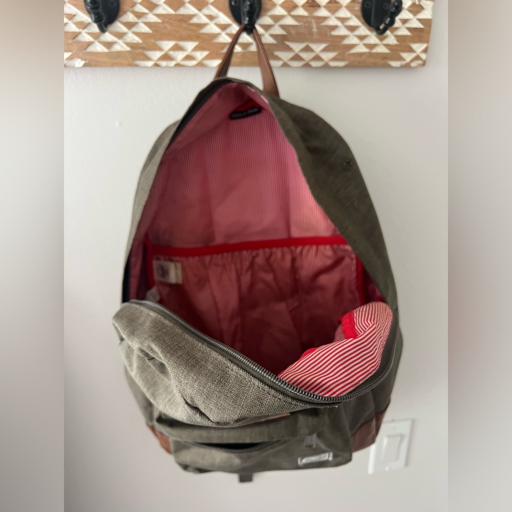 Herschel backpack